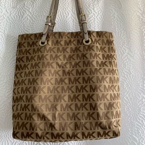 Michael Kors bag